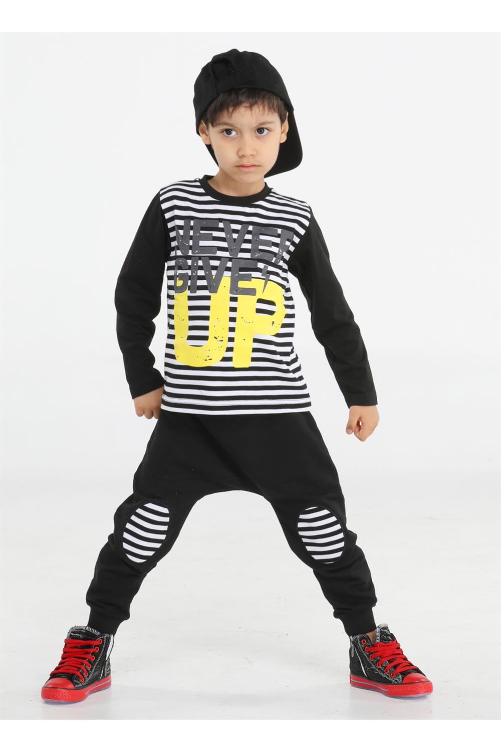 Up Çizgili Erkek Çocuk Pantolon + T-shirt Takım - Casabony Kids